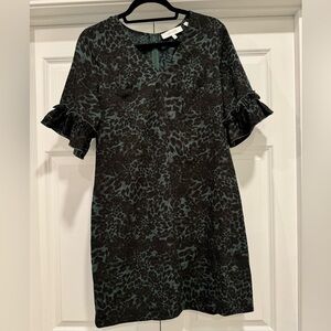 Lark & Ro leopard print shift dress, ruffle sleeves, size 8